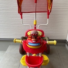 アンパンマン三輪車の画像