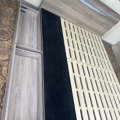 【クイーンサイズ】宮付き✨コンセント＆ライト付き収納ベッド グレージュカラーの画像