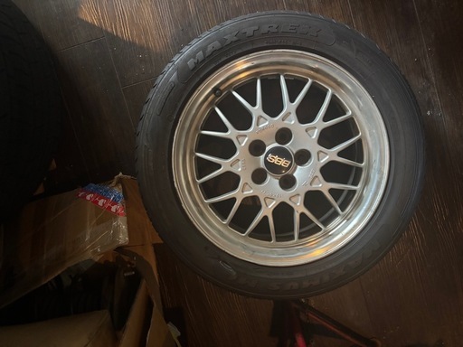 アルミホイール