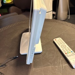 小型テレビの画像