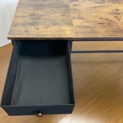 SALE☆【リユース☆エコちょっぷ】美品⭐︎引取限定！パソコンデスクオフィスデスクラック付きシンプルデザイン収納袋付きの画像