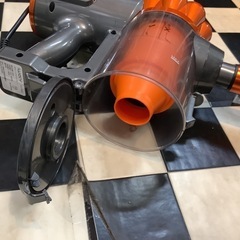 【リサイクルサービス八光】　iwoly 掃除機 V600 サイクロン 600W ハイパワー 超強力吸引 コード式 スティッククリーナーの画像