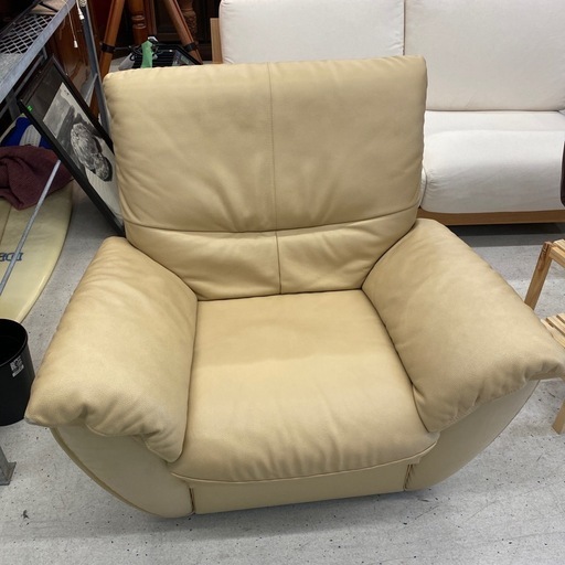 カリモクDirettoreソファ