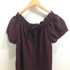 半袖トップス　フリーサイズ　前後2way  オフショル　茶色の画像