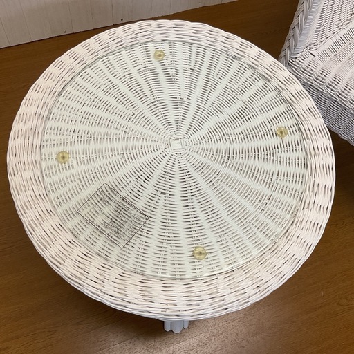 引取限定！ニトリ ホワイトラタンチェア テーブルセット