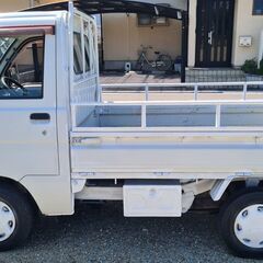 ダイハツ ハイゼットトラック オートマチック / 4WD / 走行距離86,995km 車検：2年の画像