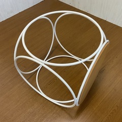 SALE☆【リユース☆エコちょっぷ】ニトリホワイトスチールサイドテーブルの画像