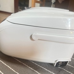 炊飯器の画像