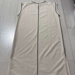 レディースワンピースの画像