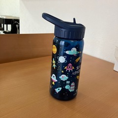 【お取引き先確定】7日　SANTECO 子供用 水筒 ストロー付きボトル 500ML エイリアンの画像
