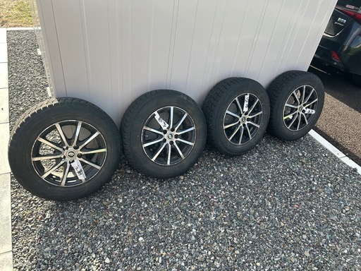 スタッドレスタイヤ195/65R15ホイール付YOKOHAMAIG60