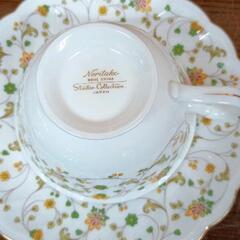 0804-134  Noritake   ティーカップ＆ソーサーの画像