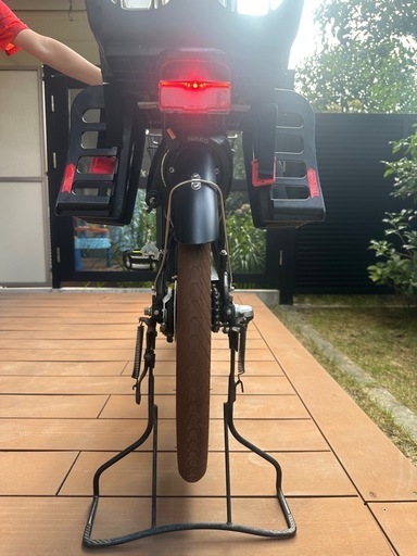BESV CF1 LENA  電動アシスト自転車。 手渡し 子供載せ チャイルドシート