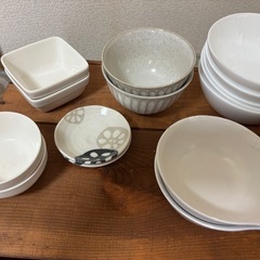 食器の画像