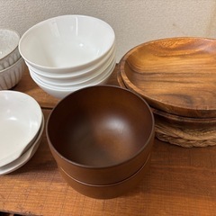 食器の画像