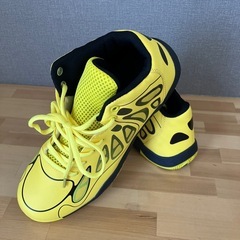 スニーカーの画像