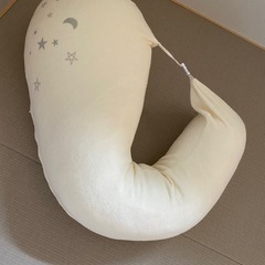 抱き枕　授乳クッション　　の画像