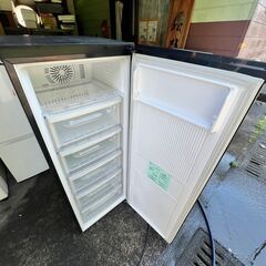再投稿 冷凍ストッカー 三菱 多段収納♪ 分解洗浄済み♪ ノンフロン冷凍庫 リユース スパークルの画像