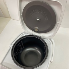 No.923 中古炊飯器　3合炊き　象印　2011年の画像