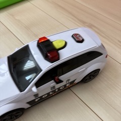 おもちゃ　車の画像
