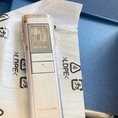 新品未使用　ICレコーダー　小型ボイスレコーダー　翻訳機能　Panasonicの画像