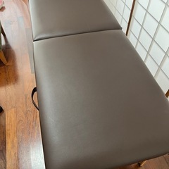 マッサージベッド(＋スツール)の画像