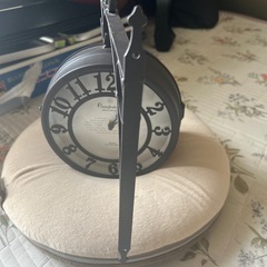 壁掛け両面時計 の画像