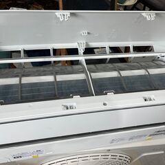 E4★ヤマダ電機★RIAIR リエア エアコン YHA-S28M 2022年 主に10畳用 冷房2.8kw 暖房3.6kw フリーズクリーンの画像