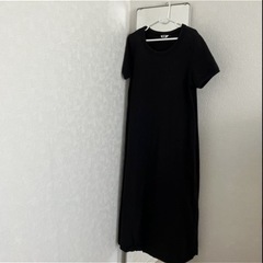 【募集中】UNIQLO エアリズム　半袖ワンピース　ブラックLサイズの画像