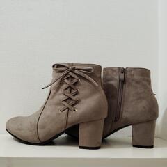 USED    Parade  ショートブーツ の画像