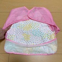 離乳食エプロンの画像