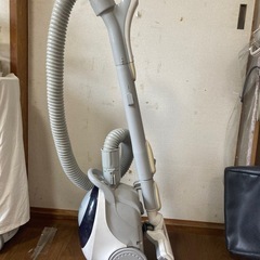 掃除機(三菱)コード有りタイプの画像