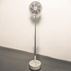 充電式！アウトドアや夏のレジャーなどに最適✨伸縮式扇風機　リモコン有の画像