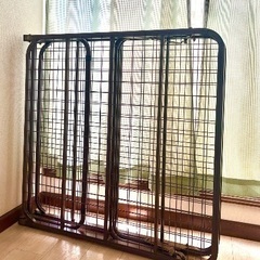 折り畳みベッドフレーム(ブラック)の画像