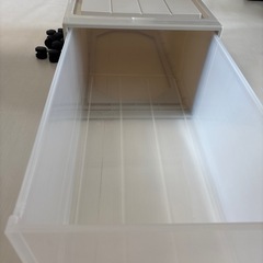 衣装ケースの画像