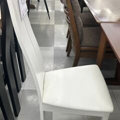 ★リユースのサカイ千葉中央店★期間限定割引有  椅子 ホワイト H100×D45×W45 クリーニング済み TC4089の画像