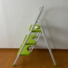 3段踏み台の画像