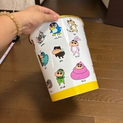 クレヨンしんちゃん　ゴミ箱の画像
