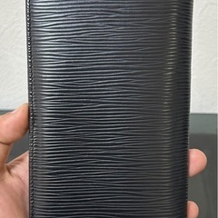 LOUIS VUITTON ルイヴィトンM60622エピポルトフォイユブラザ財布の画像