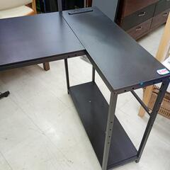 L型デスクの画像