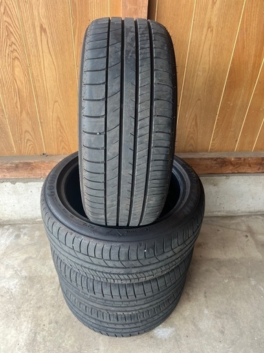 中古タイヤ組み換え交換無料215/45R17 91W