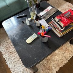 電気こたつ付きテーブルの画像