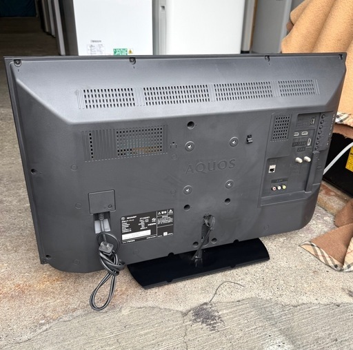 SHARP シャープ　32型　テレビ 2T-C32AE1 2019年製　超美品！ SHARP 液晶カラーテレビ 2T-C32AE1 32インチ2019年製 美品