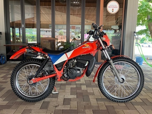 値下げ❗️原付免許で乗れるトライアルバイク！HONDA TLM50 2サイクル　機関良好　前後タイヤ・チューブ新品　シート張り替え　ギアオイル交換