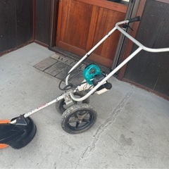 RYOBI 手押し式エンジン草刈機◇軽量　2輪の画像
