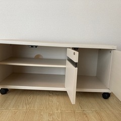 値下げしました。　テレビ台の画像
