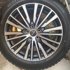エルグランド(22年式）アルミとスタッドレス225/55R18 7分山ナット付の画像