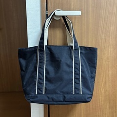 トートバッグ 黒
の画像