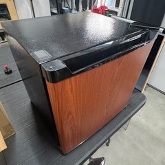アイリスプラザ 冷蔵庫 47L ウッド 幅47cm PRC-B051D-M 直冷式 1ドア 右開き 新生活 一人暮らしの画像
