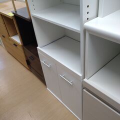 リユースのサカイ浦和店 【E143】★食器棚 ニトリ ホワイトの画像